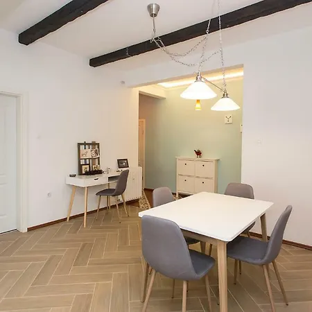 Krum's Knyaz Boris One Bedroom Modern Central