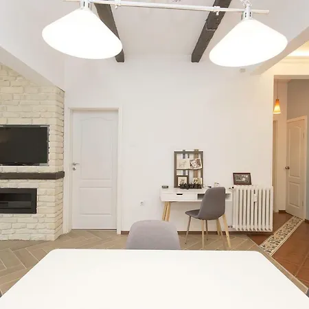 Krum's Knyaz Boris One Bedroom Modern Central Sofia